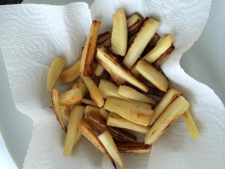 Hoe frietjes van pastinaak maken? Hoe frietjes van pastinaak maken?